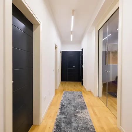Apartment Center Luxury Landing