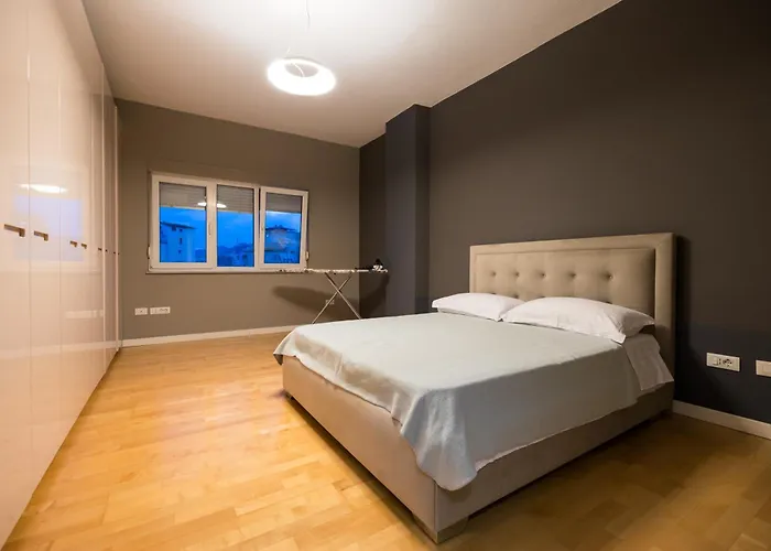 Center Luxury Landing * Tiran