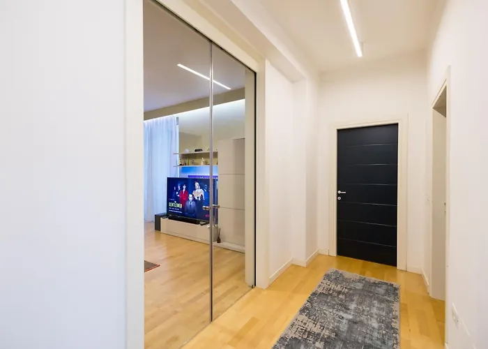 Center Luxury Landing Apartman